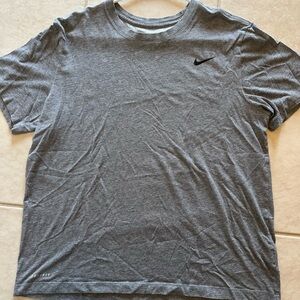 Nike Gray Short Sleeve Tee
